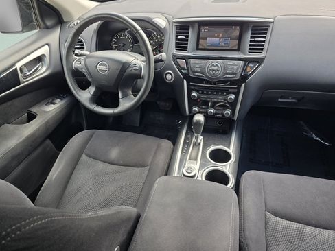Used 2016 Nissan Pathfinder SV AWD/4WD image 30