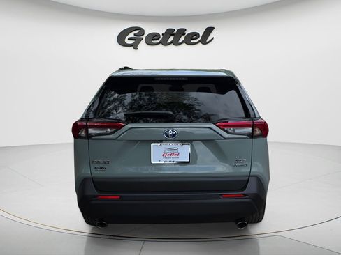 Used 2023 Toyota RAV4 XLE image 5