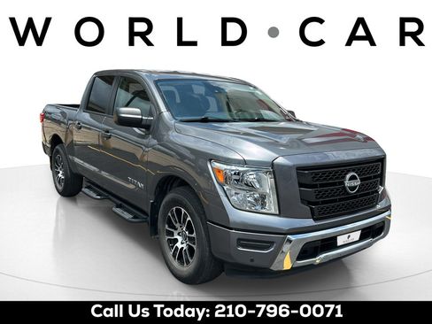 Used 2023 Nissan Titan SV w/ SV Convenience Package RWD image 1