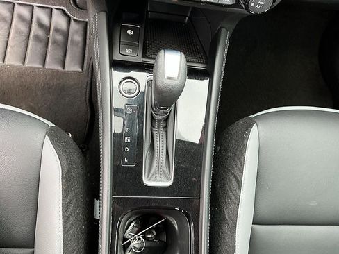 Certified 2023 Nissan Kicks SR w/ SR Premium Package FWD image 21