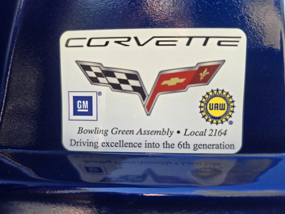 Used 2006 Chevrolet Corvette Convertible w/ Preferred Equipment Group RWD image 24