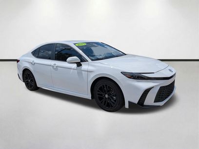 Used 2025 Toyota Camry SE