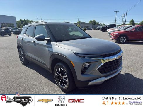 New 2026 Chevrolet TrailBlazer LT AWD/4WD image 1