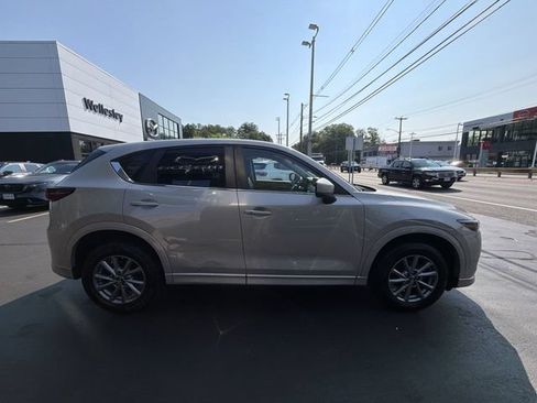 Used 2024 MAZDA CX-5 AWD 2.5 S w/ Select Package image 9