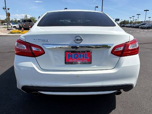Used 2016 Nissan Altima 2.5 S w/ Power Driver Seat Package FWD image 4