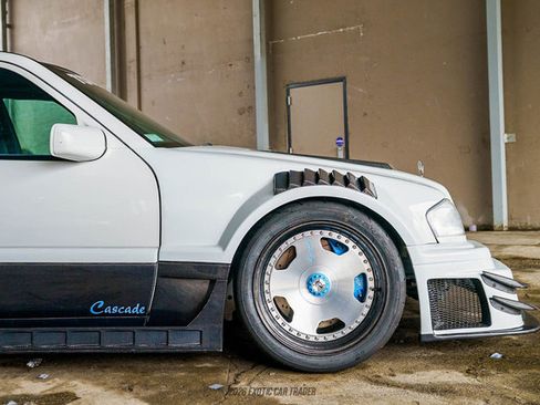 Used 1998 Mercedes-Benz C 43 AMG Sedan image 11