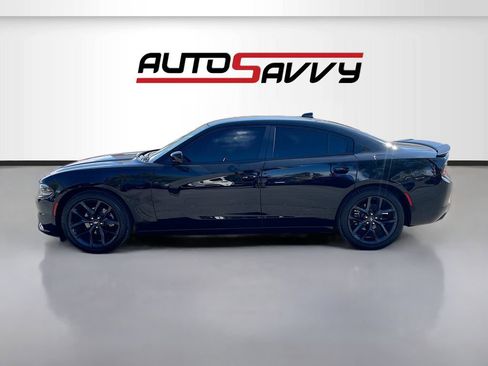 Used 2023 Dodge Charger SXT w/ Blacktop Package image 4