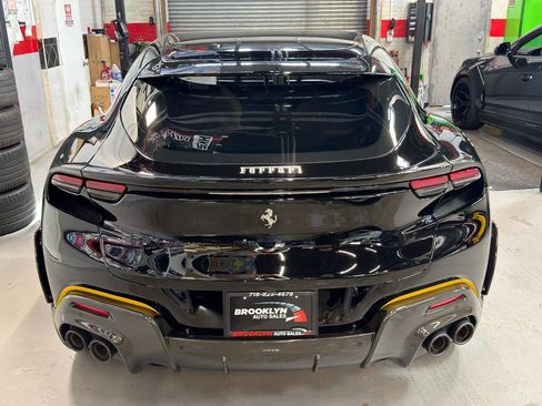 Used 2024 Ferrari Purosangue image 8