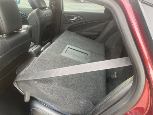 Used 2015 Chrysler 200 S w/ Navigation & Sound Group I image 60