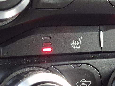 Used 2019 RAM 1500 Big Horn image 23