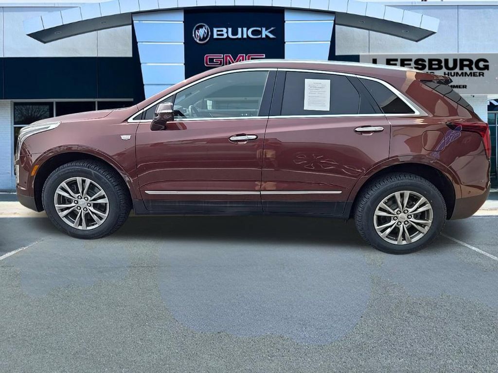 Used 2022 Cadillac XT5 Premium Luxury w/ Technology Package FWD image 4