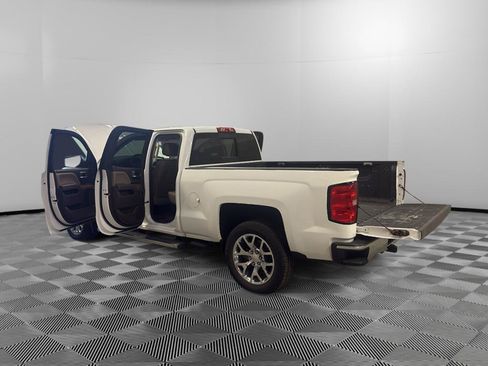 Used 2015 Chevrolet Silverado 1500 LTZ AWD/4WD image 12