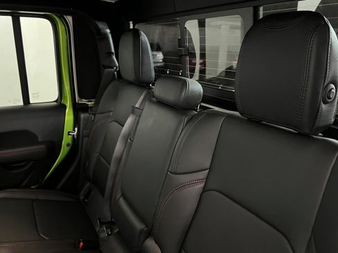 New 2025 Jeep Gladiator Rubicon image 20