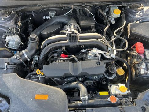 Used 2015 Subaru Legacy 2.5i Limited AWD/4WD image 24
