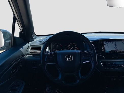 Used 2025 Honda Ridgeline TrailSport image 23