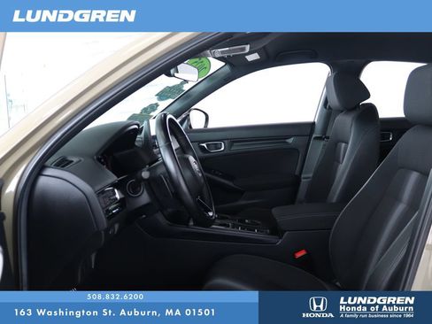 Used 2025 Honda Civic Sport image 12