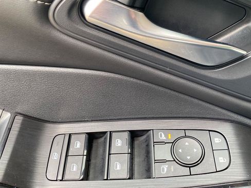 Certified 2023 Nissan Rogue SV w/ SV Premium B Package AWD/4WD image 24