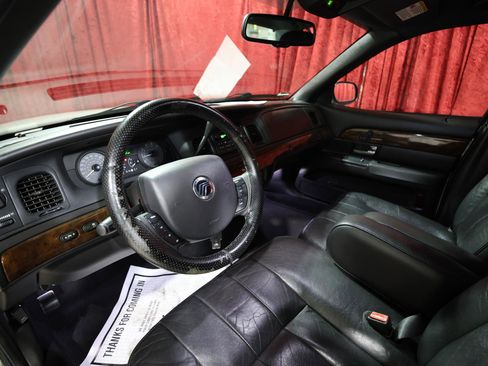 Used 2008 Mercury Grand Marquis LS image 12