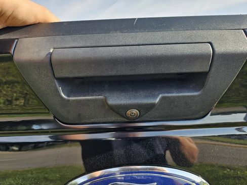 Used 2020 Ford F150 Raptor image 8