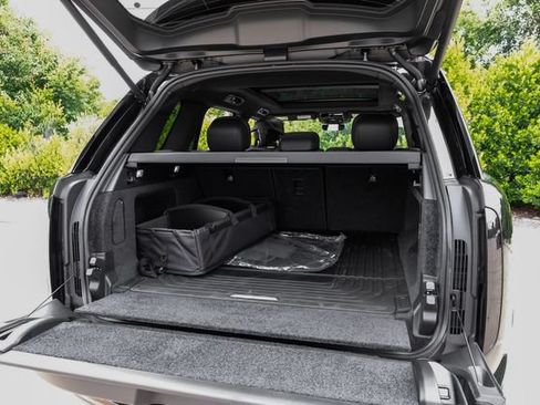 New 2026 Land Rover Range Rover SE AWD/4WD image 63