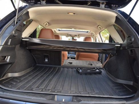 Used 2018 Subaru Outback 3.6R Touring AWD/4WD image 79