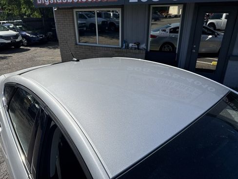 Used 2018 Ford Fusion SE FWD image 14