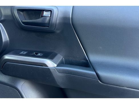 Used 2023 Toyota Tacoma 4x4 Double Cab image 17