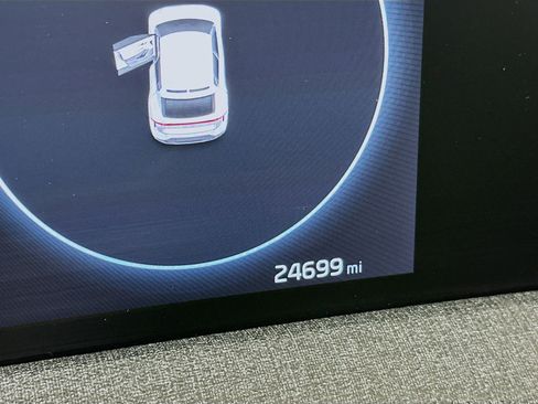 Used 2023 Kia EV6 Wind RWD image 19