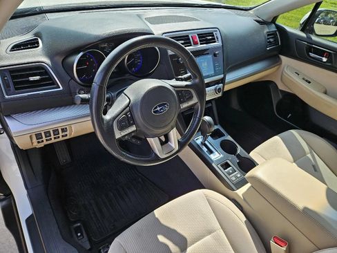 Used 2015 Subaru Outback 2.5i Premium AWD/4WD image 12