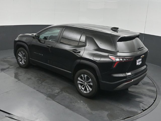 Used 2026 Chevrolet Equinox LT AWD/4WD image 49