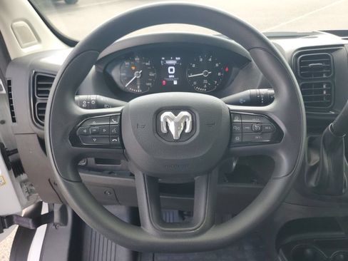Used 2026 RAM ProMaster 2500 w/ Convenience Group FWD image 12