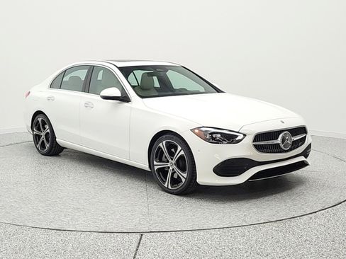 Used 2024 Mercedes-Benz C 300 Sedan image 3