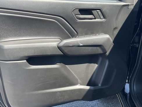 Certified 2023 Chevrolet Colorado W/T w/ Technology Package image 7