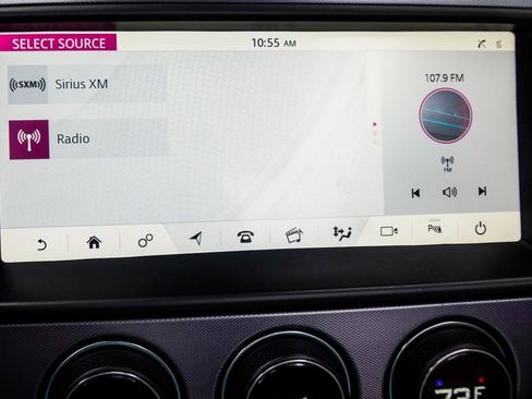 Used 2019 Jaguar F-TYPE P300 image 27