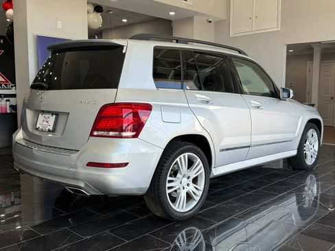 Used 2013 Mercedes-Benz GLK 350 4MATIC image 6