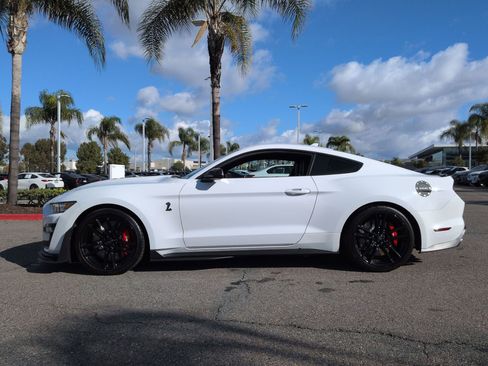 Used 2022 Ford Mustang Shelby GT500 w/ Handling Package image 7
