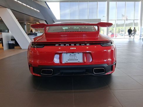 Used 2020 Porsche 911 Carrera image 10