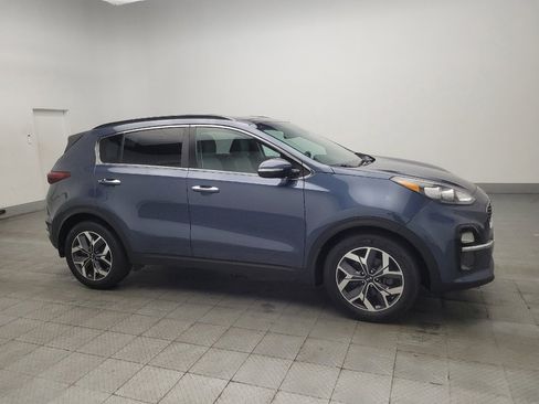 Used 2021 Kia Sportage EX w/ EX Technology Package FWD image 11
