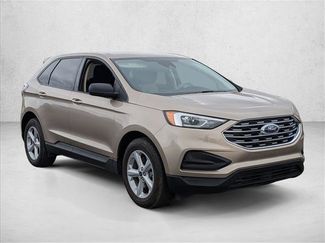 Used 2021 Ford Edge SE video 3