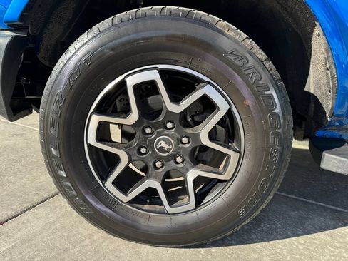 Used 2022 Ford Bronco Outer Banks AWD/4WD image 25