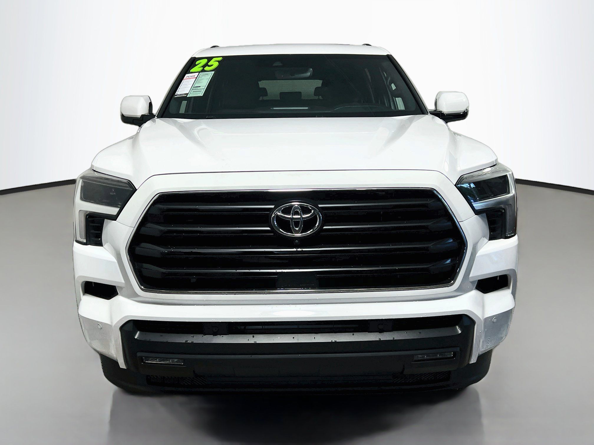 Used 2025 Toyota Sequoia SR5 AWD/4WD image 11