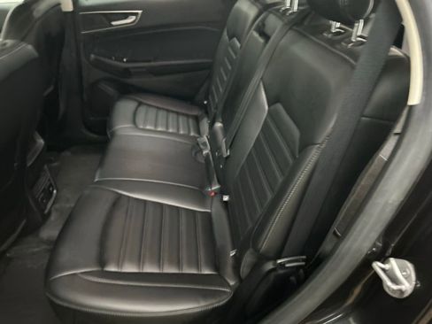 Used 2019 Ford Edge SEL w/ Equipment Group 201A image 23