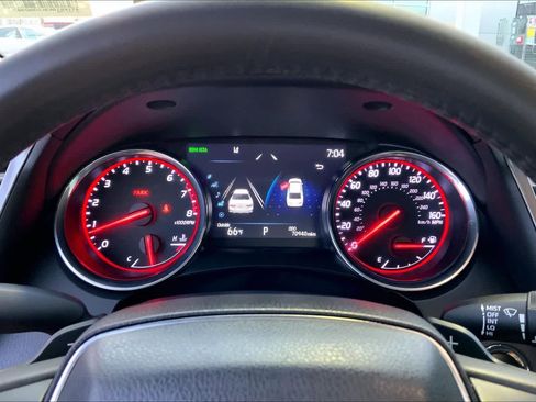 Used 2020 Toyota Camry XSE FWD image 25