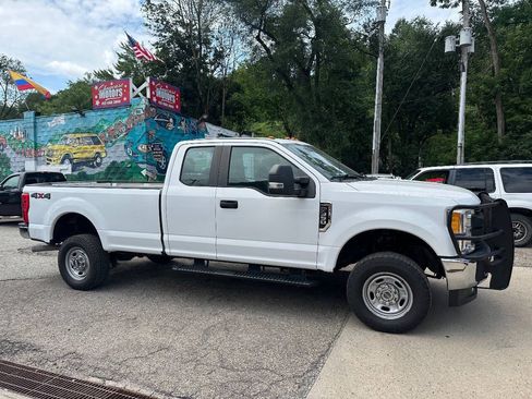 Used 2017 Ford F350 XL AWD/4WD image 1