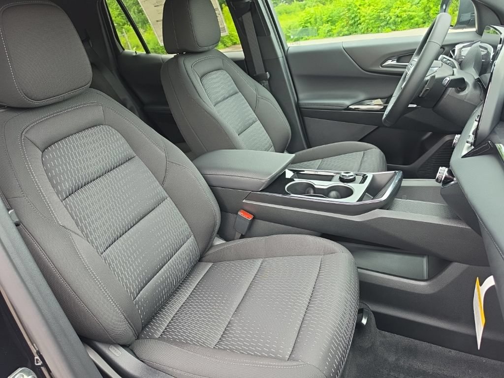 New 2027 Chevrolet Equinox LT AWD/4WD image 12