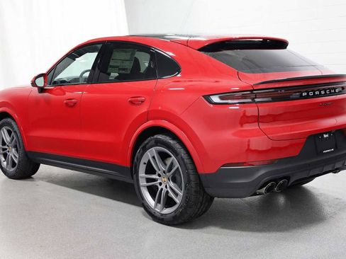 New 2025 Porsche Cayenne Coupe image 3