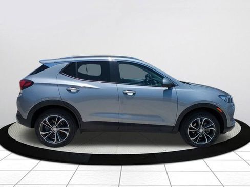 Used 2023 Buick Encore GX Select w/ Safety Package II AWD/4WD image 2