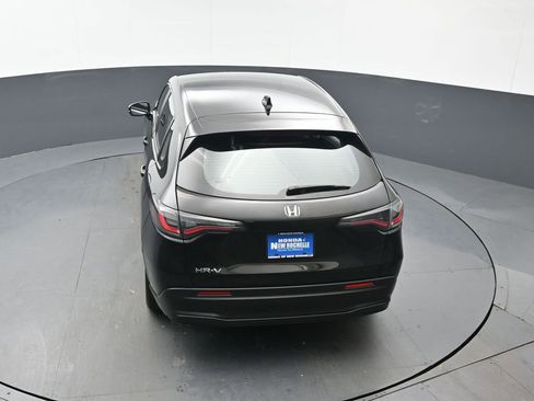 Certified 2024 Honda HR-V LX image 41