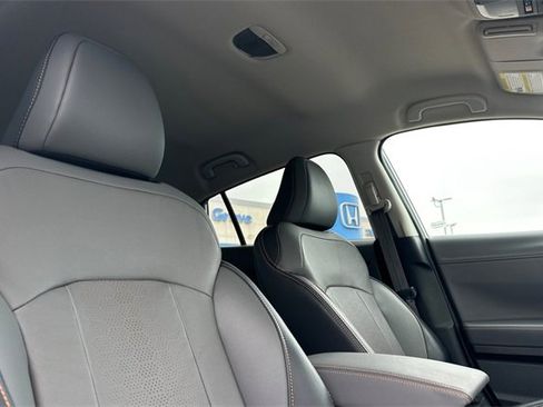 Used 2024 Subaru Crosstrek 2.5i Limited w/ Popular Package #4A image 19