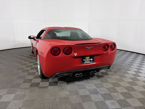 Used 2007 Chevrolet Corvette Coupe w/ Preferred Equipment Group image 4